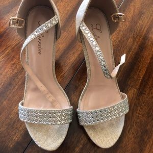 Gold shoes with crystals